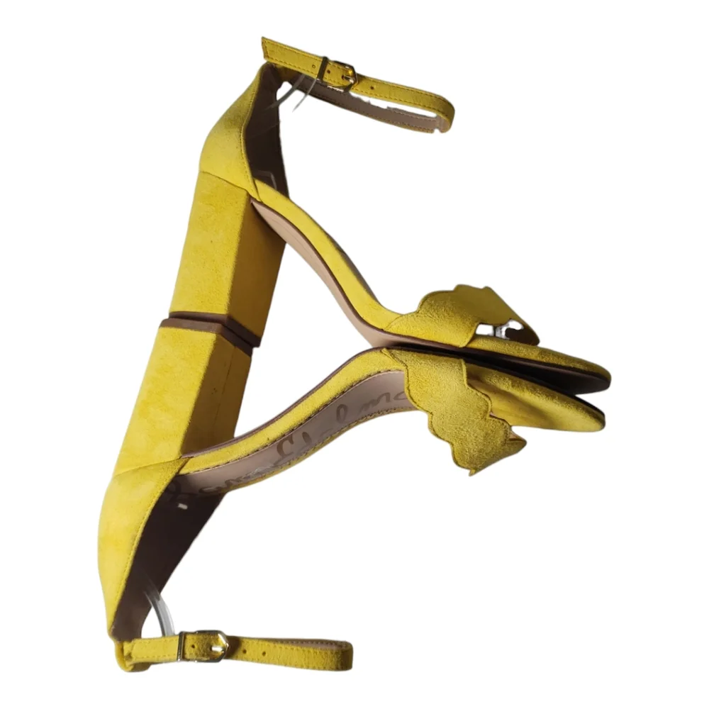 Sam Edelman Odila Sandal Suede Scallops Butter Yellow Ankle Strap Block Heel 7.5